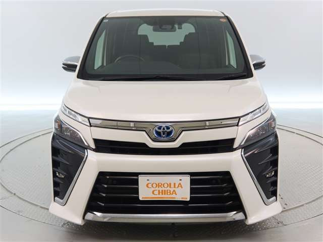 ヴォクシー1.8 ハイブリッド ZS 煌II