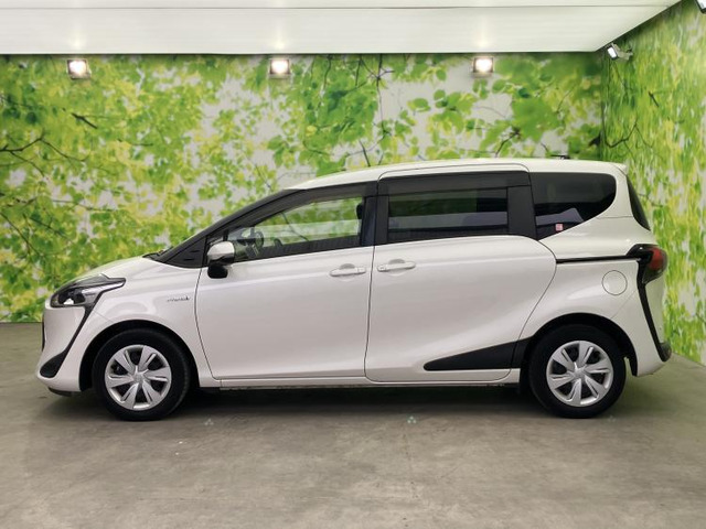 シエンタハイブリッド 1.5 ファンベース G