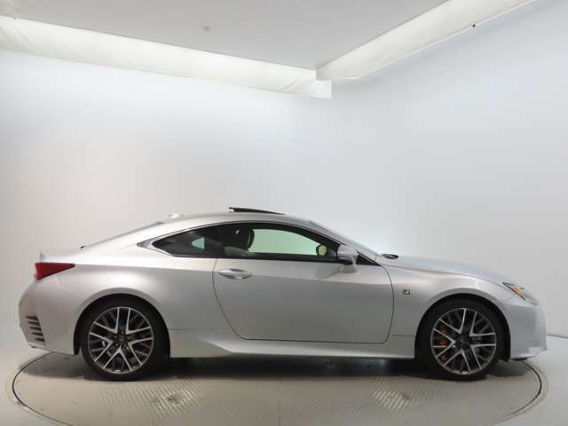 RC200t Fスポーツ