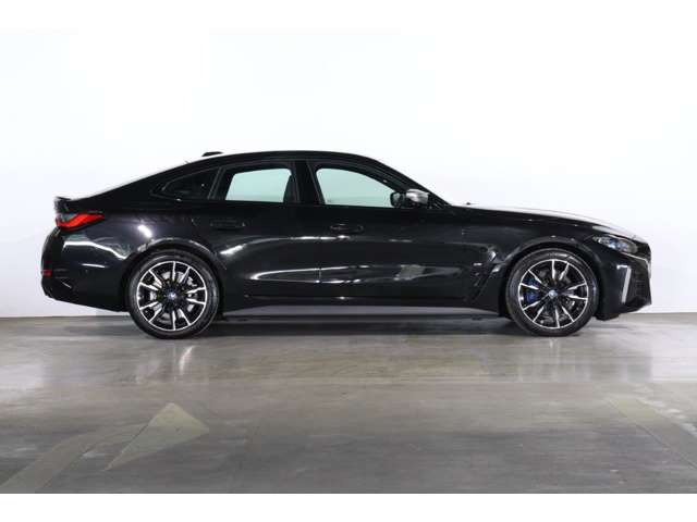 i4M50 4WD