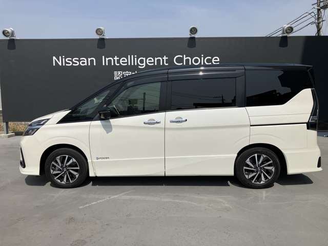 セレナ1.2 e-POWER ハイウェイスターV