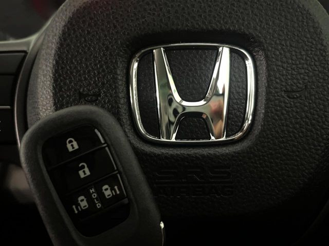 �yHonda�X�}�[�g�L�[�z�J�o����|�P�b�g�ɓ��ꂽ�܂܂ł��h�A�̎{���E�������\�ȃX�}�[�g�L�[�𑕔��B�G���W���̃I���E�I�t�����J�M�����o���K�v����������Ƃ��Ă��֗��ł���