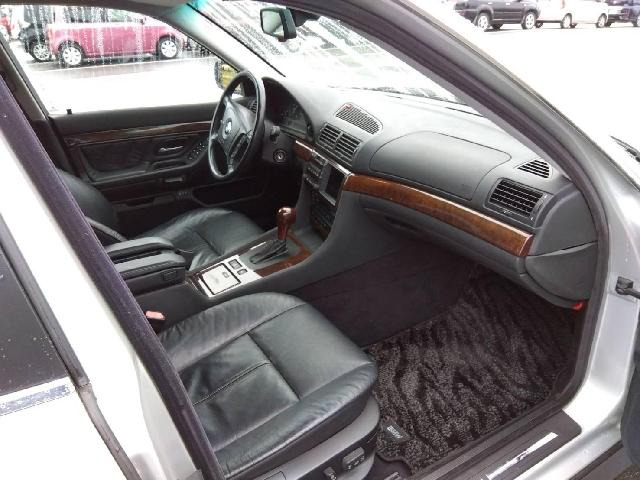 7シリーズ740i