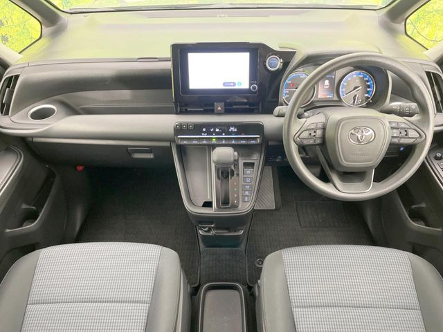 ノア1.8 ハイブリッド X