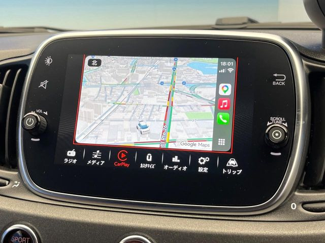 ��Apple Car Play:�X�}�z�Ƃ̗L���ڑ��ŁA�i�r�E�I�[�f�B�I�Đ��ȂǃX�}�z�̃A�v���@�\����ʂł��g����֗��@�\�ł�!