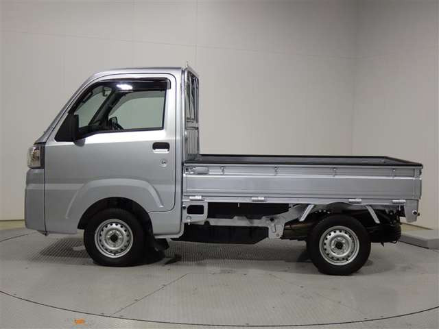 ピクシストラックスタンダード 4WD