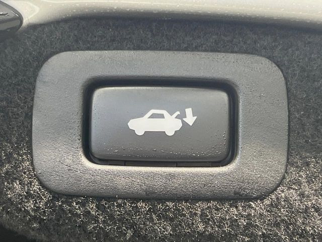 LS600h バージョンC Iパッケージ 4WD