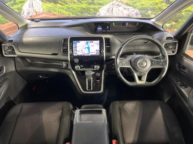 セレナ2.0 ハイウェイスター プロパイロット エディション