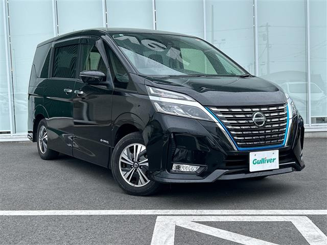 セレナ1.2 e-POWER ハイウェイスターV