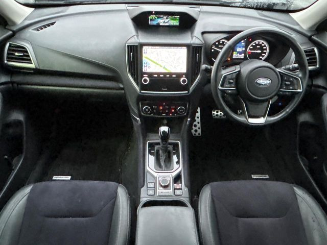 フォレスター1.8 スポーツ 4WD