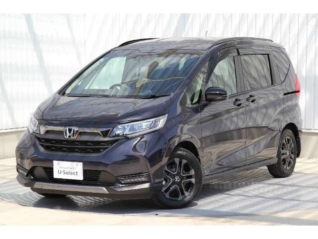 フリード1.5 ハイブリッド クロスター ブラックスタイル