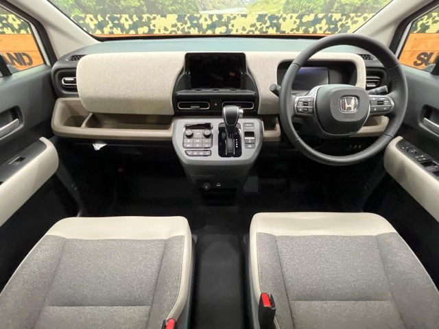 フリード1.5 e:HEV エアー EX