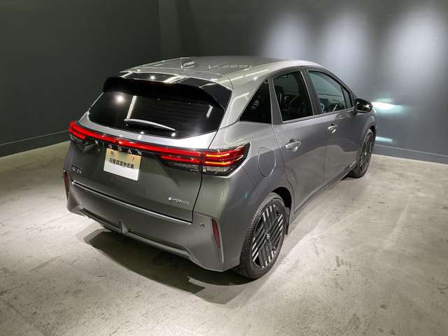 ノートオーラ1.2 G レザーエディション