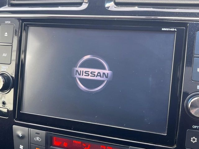 セレナ2.0 ハイウェイスター Vセレクション