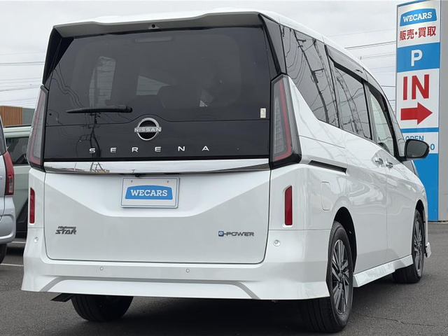 セレナ1.4 e-POWER ハイウェイスターV