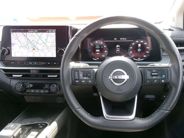 ノートオーラ1.2 G 90周年記念車