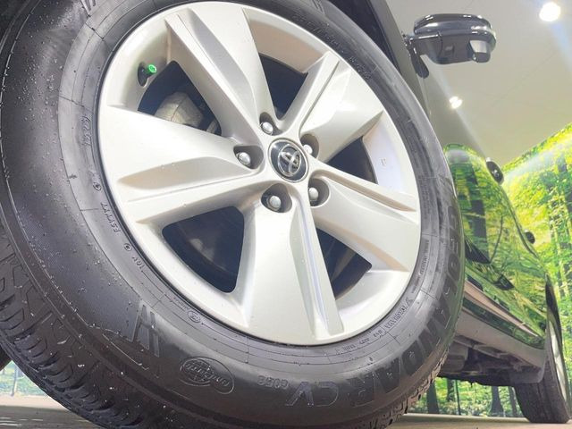 �y����17�C���`�A���~�z�C�[���z�O�ςɃ}�b�`���������A���~�z�C�[���𑕒����Ă���܂��B�e��ЊO�A���~�z�C�[����A�X�^�b�h���X�^�C�����戵�����Ă���܂��B���񂲑��k����������