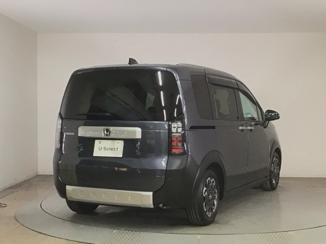フリード1.5 クロスター