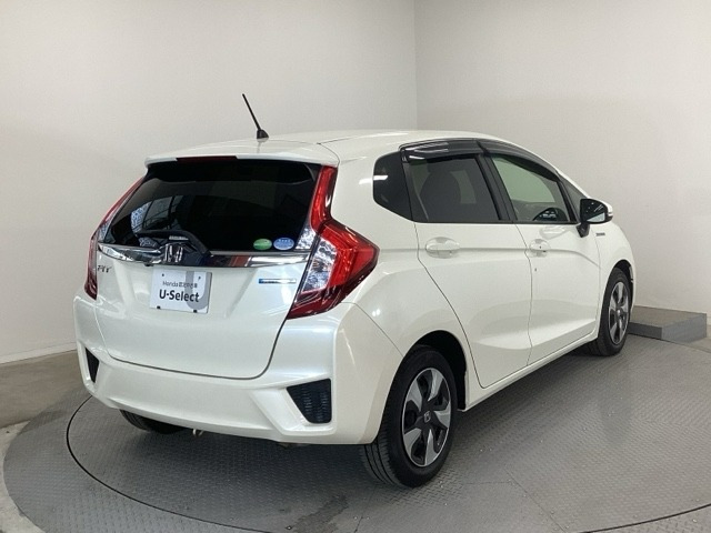 フィット1.5 ハイブリッド Fパッケージ コンフォートエディション