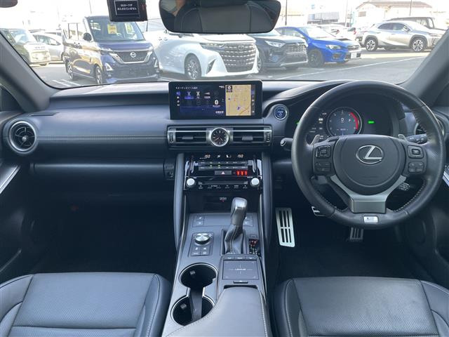 IS300h Fスポーツ