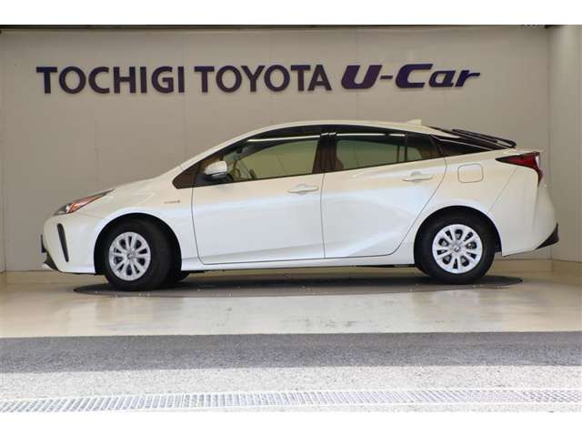 プリウス1.8 S