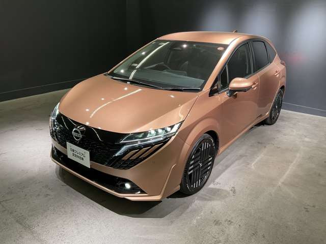 ノートオーラ1.2 G レザーエディション