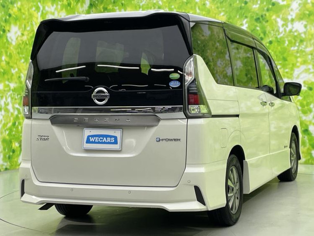 セレナ1.2 e-POWER ハイウェイスターV