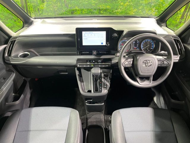 ノア1.8 ハイブリッド X