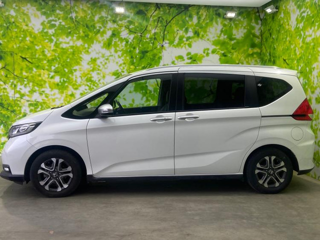 フリード1.5 クロスター ホンダセンシング