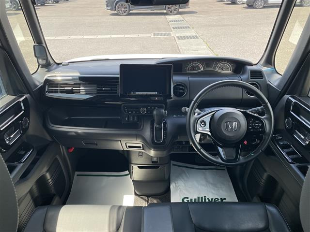 N-BOXカスタムL ターボ 4WD