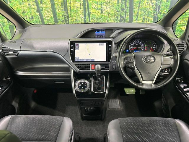 ヴォクシー2.0 ZS 煌III