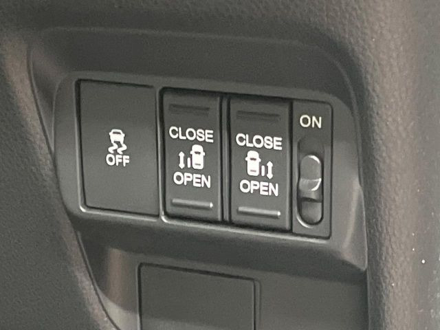 フリード1.5 e:HEV エアー EX