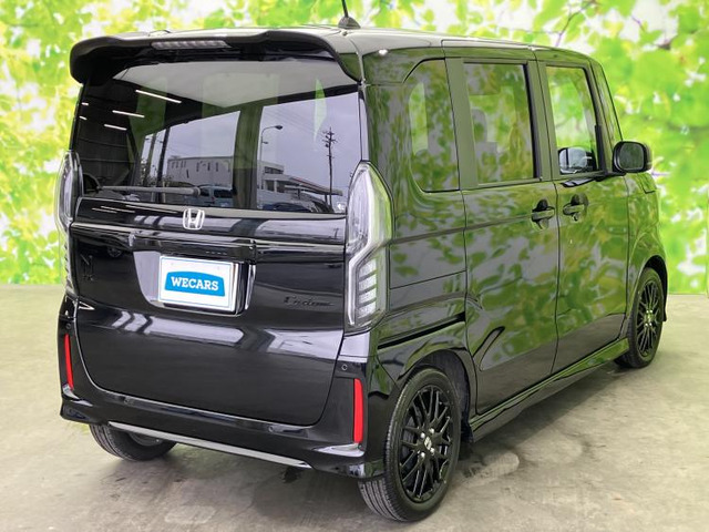 N-BOXカスタムL ターボ スタイルプラス ブラック