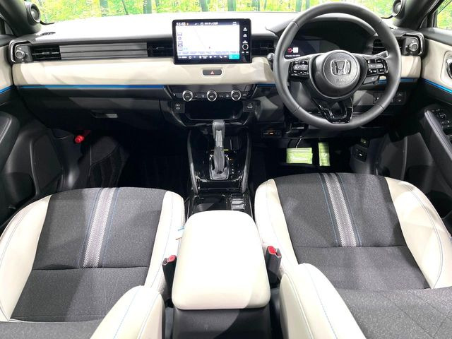 ヴェゼル1.5 e:HEV Z プレイパッケージ