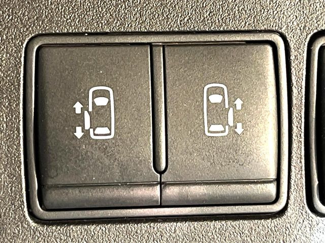 セレナ2.0 ハイウェイスター Vセレクション+Safety II S-HYBRID