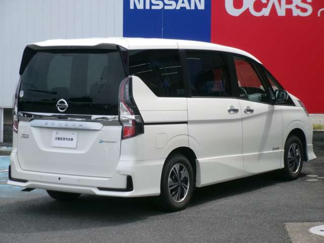 セレナ1.2 e-POWER ハイウェイスターV