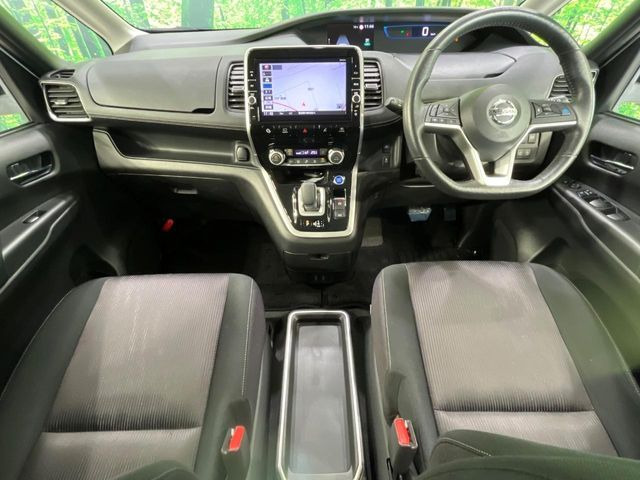 セレナ1.2 e-POWER ハイウェイスターV