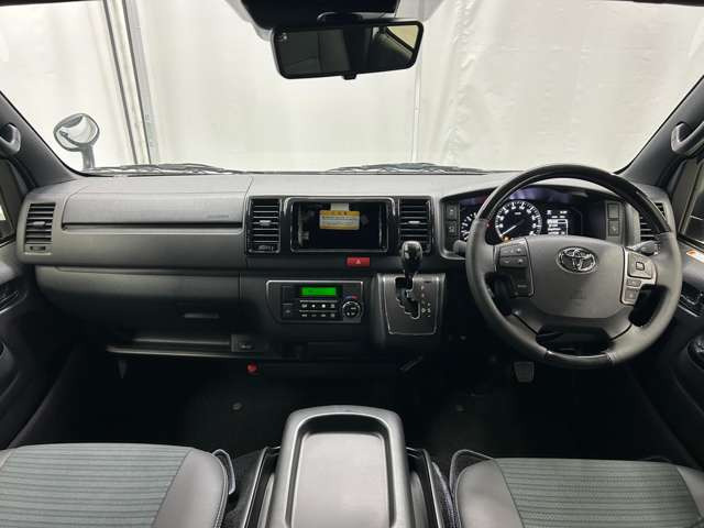 ハイエースバン2.8 スーパーGL ダークプライム S ロング ディーゼル 4WD