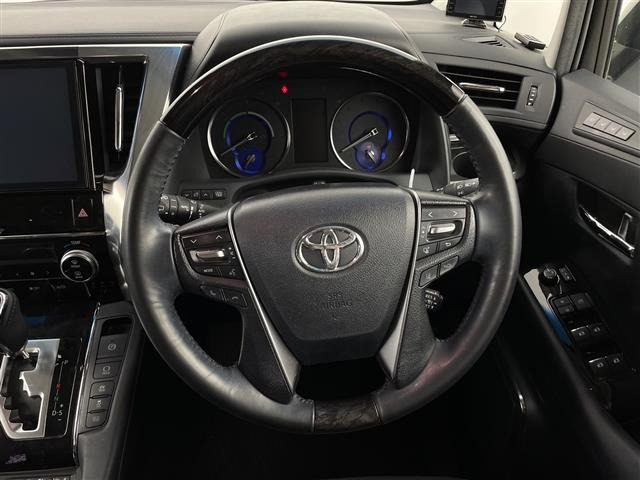 アルファードハイブリッド 2.5 SR E-Four 4WD