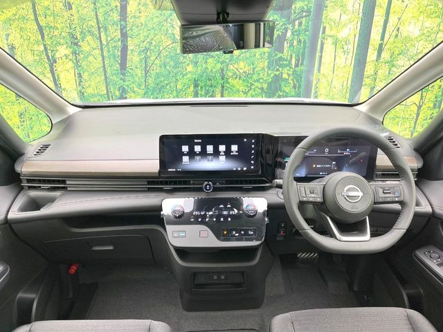 セレナ1.4 e-POWER ハイウェイスターV