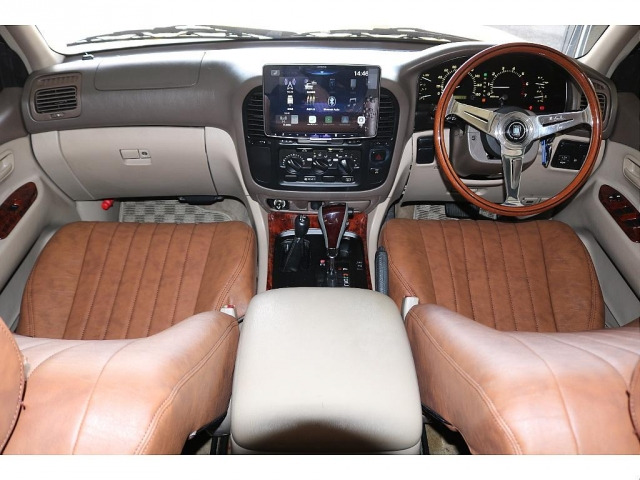 ランドクルーザー1004.7 VXリミテッド 4WD