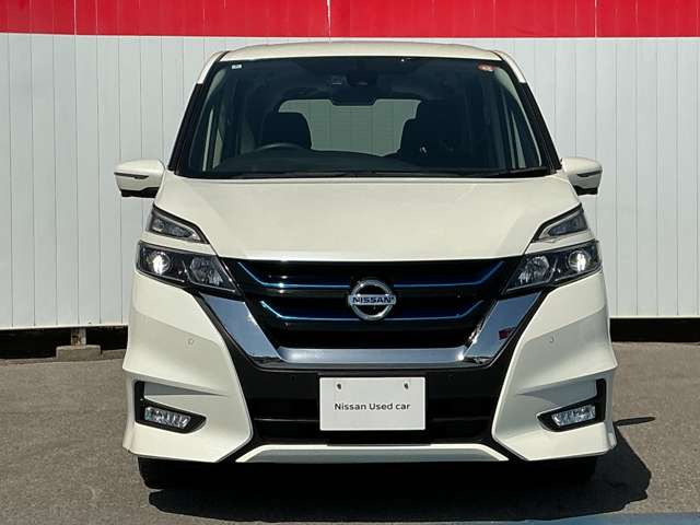 セレナ1.2 e-POWER ハイウェイスターV