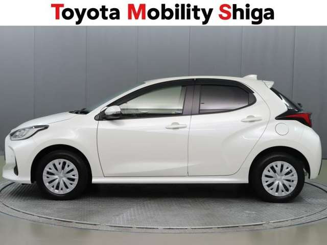 ヤリス1.5 ハイブリッド G E-Four 4WD