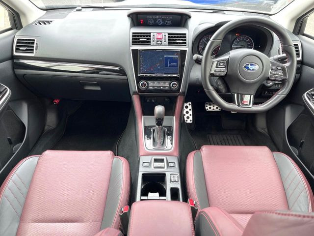 レヴォーグ1.6 STI スポーツ アイサイト 4WD