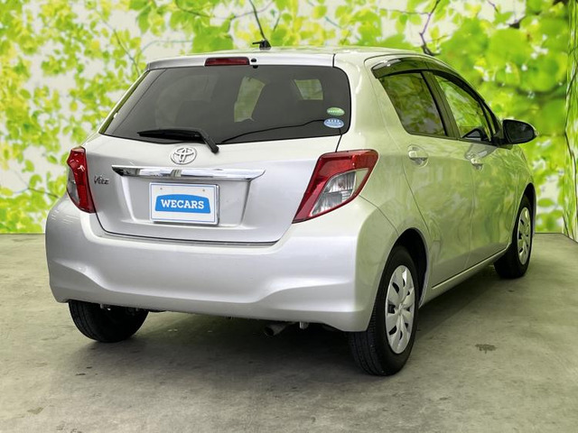 ヴィッツ1.3 F スマイルエディション