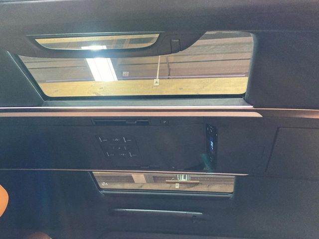 ヴェルファイアハイブリッド 2.5 Z プレミア