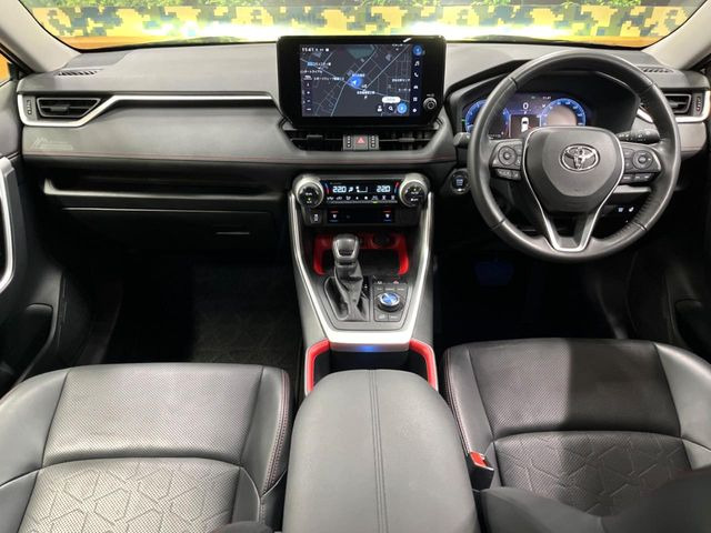 RAV42.0 アドベンチャー オフロードパッケージ II 4WD