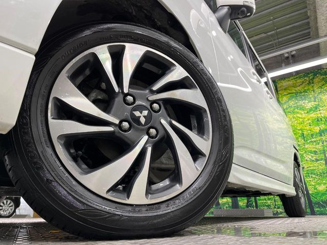 �y����15�C���`�A���~�z�C�[���z�O�ςɃ}�b�`���������A���~�z�C�[���𑕒����Ă���܂��B�e��ЊO�A���~�z�C�[����A�X�^�b�h���X�^�C�����戵�����Ă���܂��B���񂲑��k����������