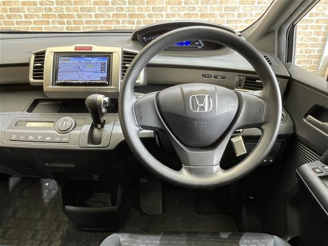 フリードスパイク1.5 G ジャストセレクション