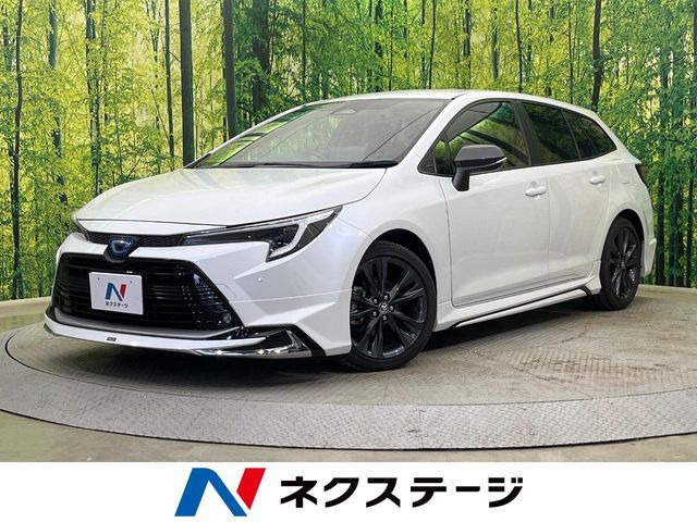 カローラツーリング1.8 ハイブリッド W×B